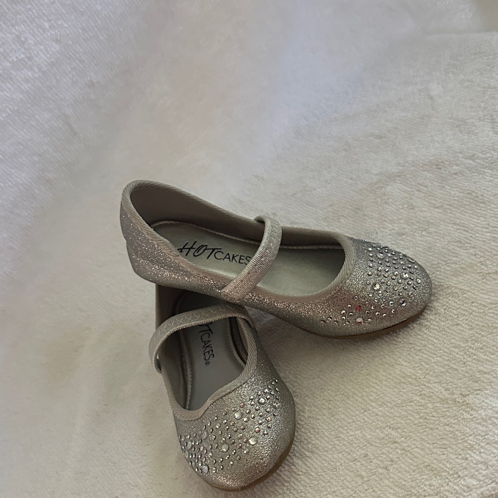 Hot Cakes Silver Sparkle Kids Dress Shoes